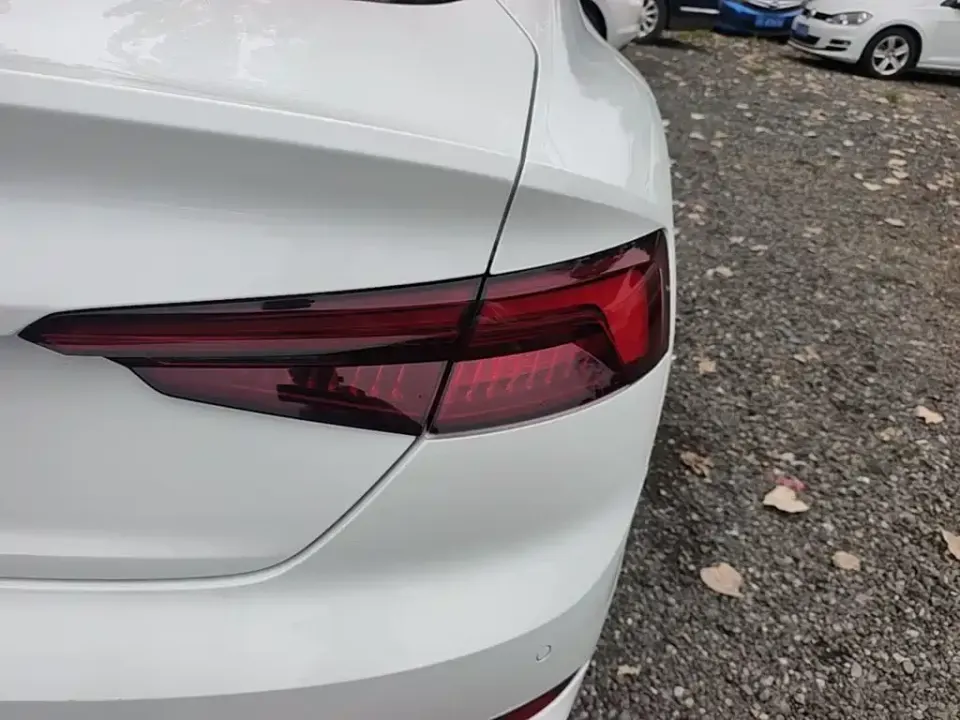 Audi A5 (Import)