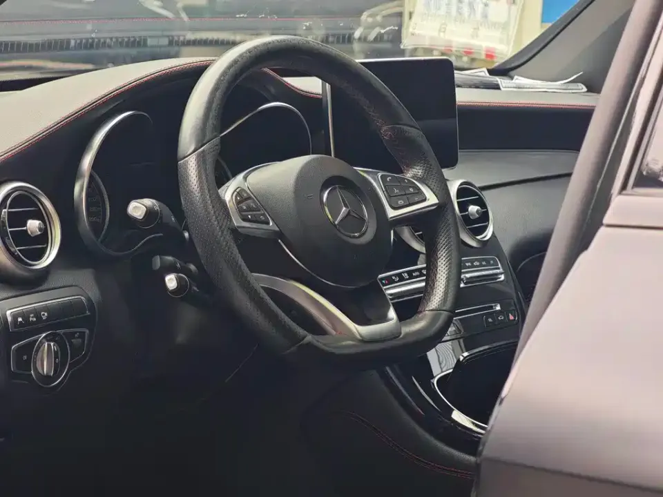 Mercedes-Benz GLC Coupe AMG
