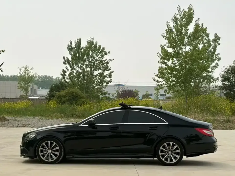 Mercedes-Benz CLS