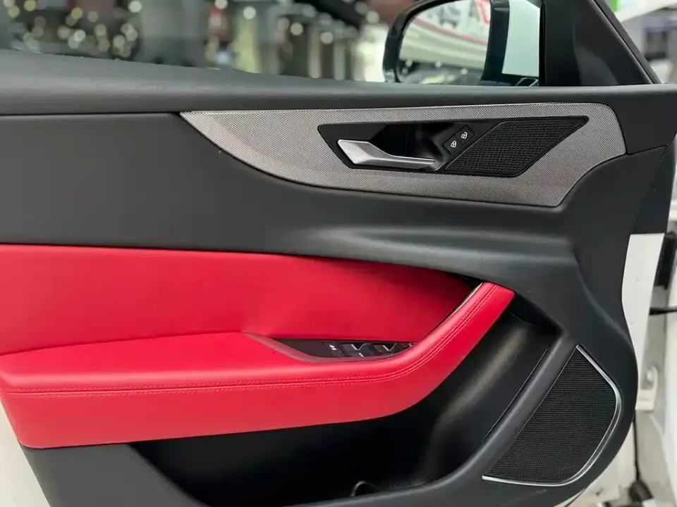 Jaguar XEL