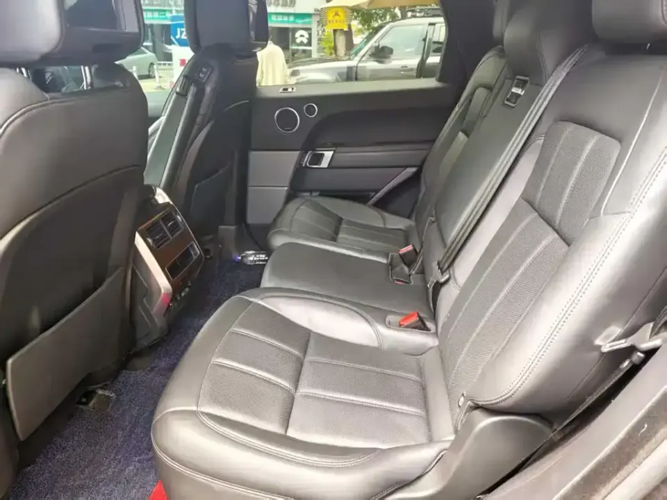 Land Rover Sport PHEV