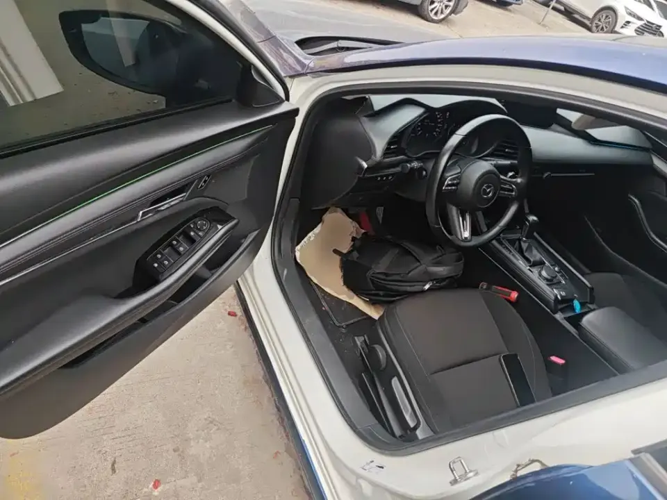 Mazda 3 Axela