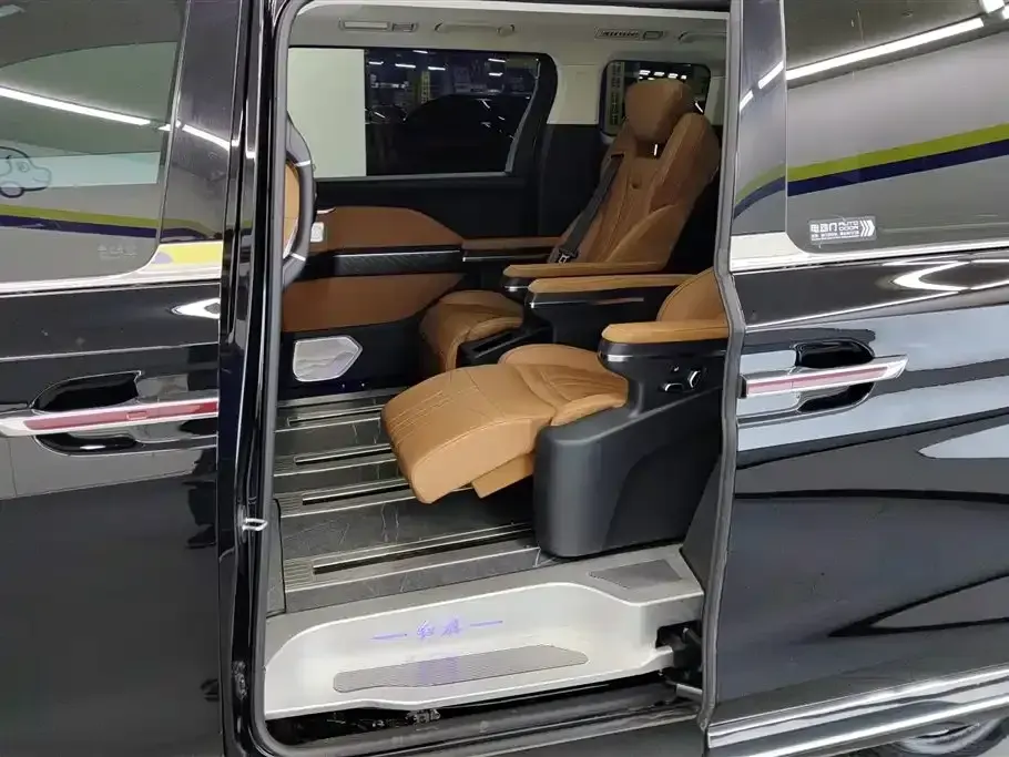 Hongqi Hongqi HQ9 PHEV