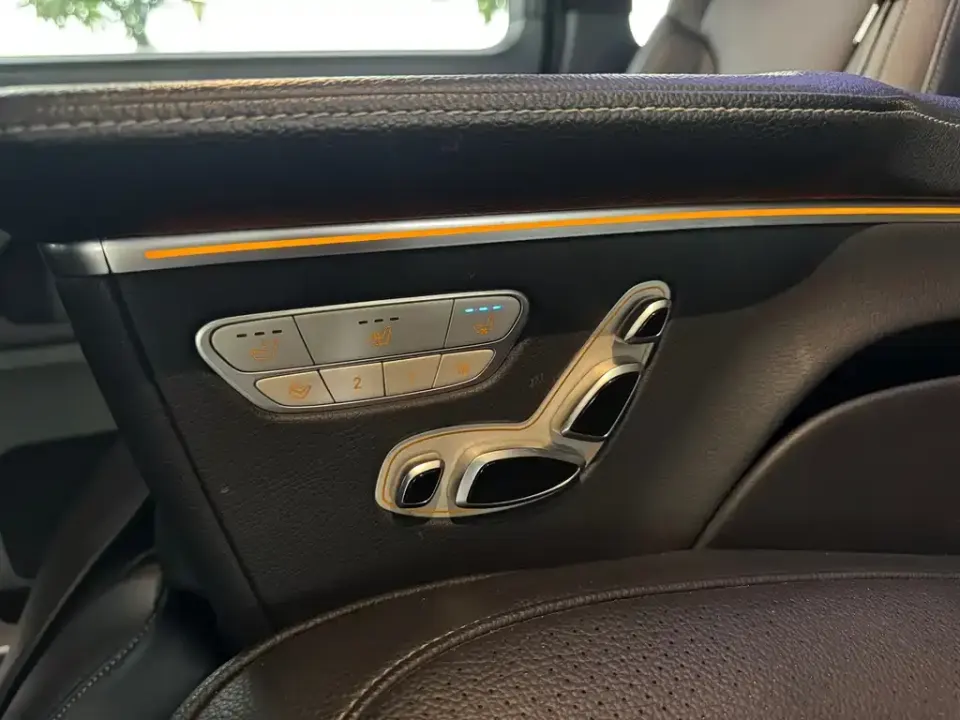 Mercedes-Benz V-Class