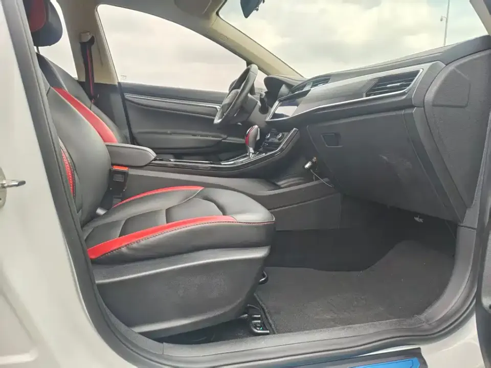 Geely Emgrand GS