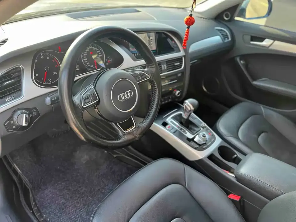 Audi A4 (Import)