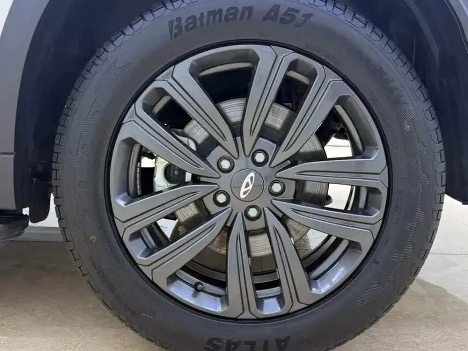Chery Tiggo 8