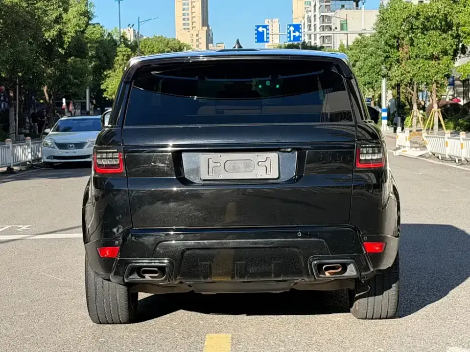 Land Rover Sport