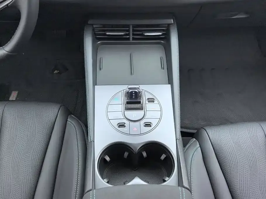 BYD Seal 06