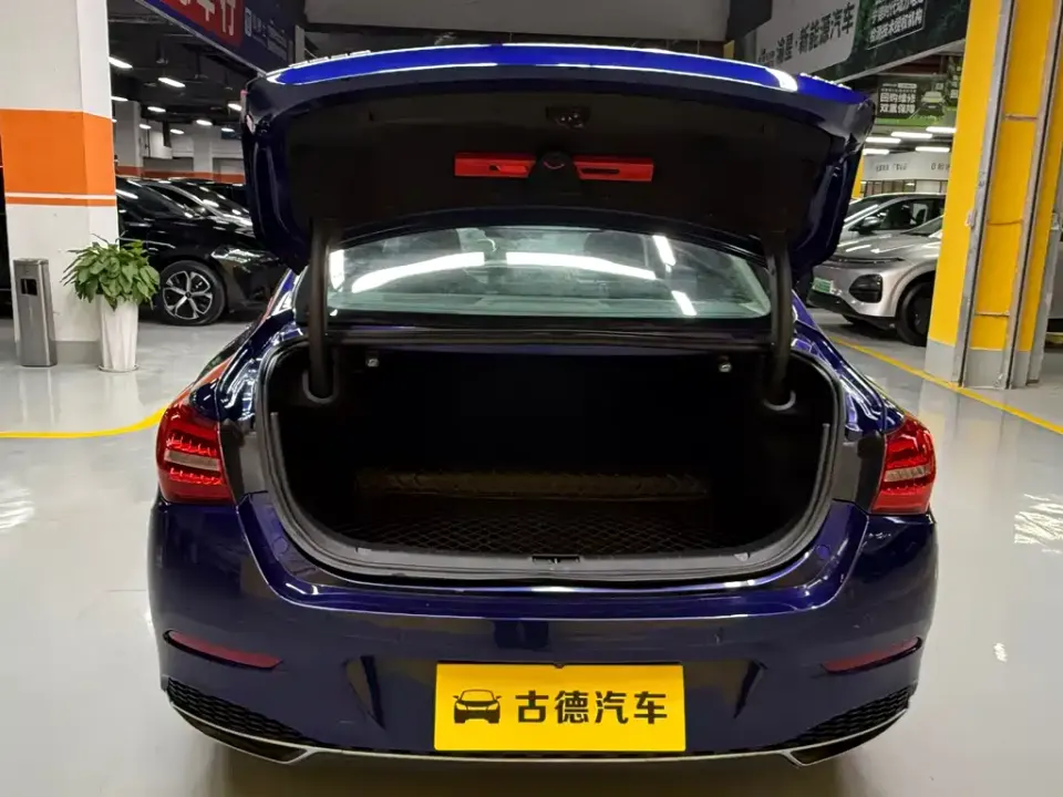 Hongqi Hongqi H5