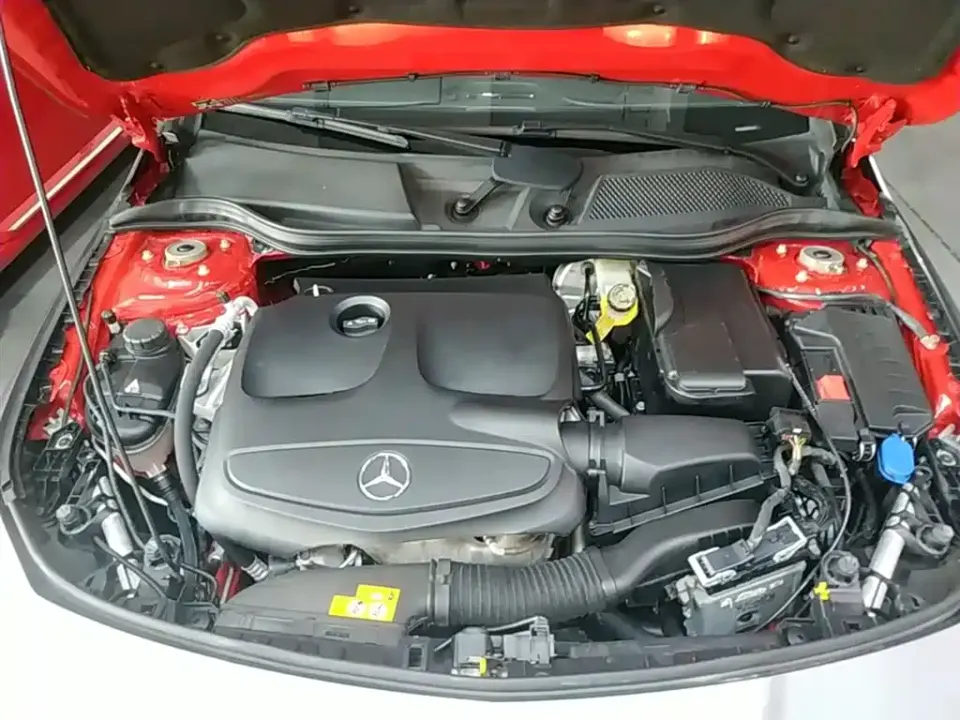 Mercedes-Benz CLA (Import)