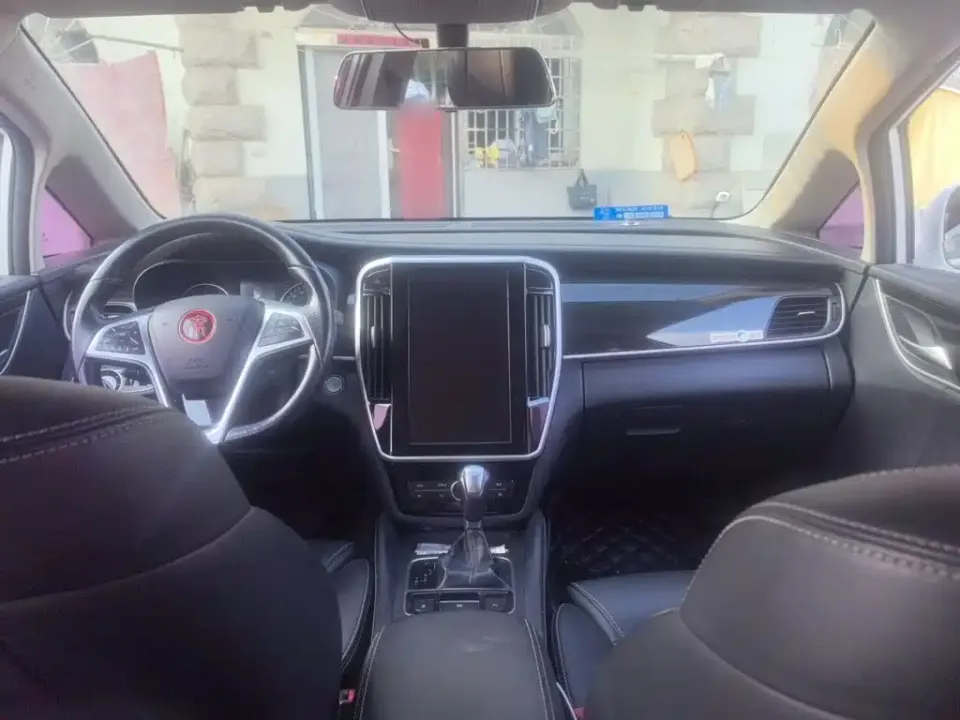 BYD MAX