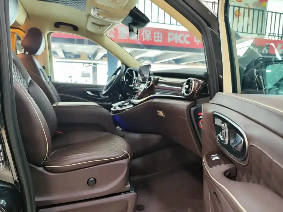 Mercedes-Benz V-Class