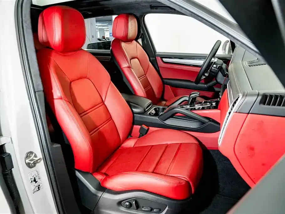 Porsche Cayenne Hybrid