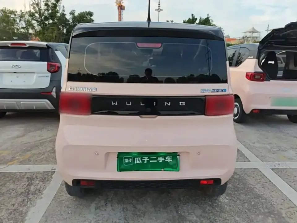 Wuling MINIEV
