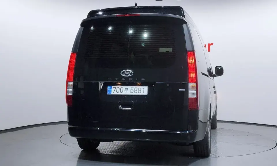Hyundai Staria