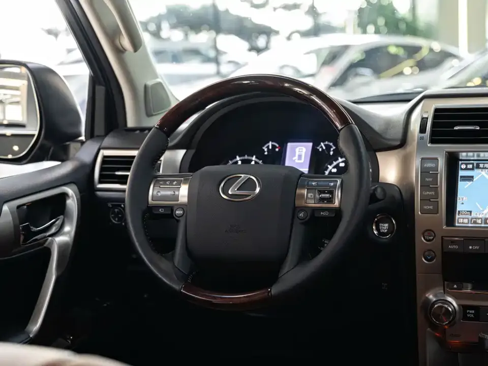 Lexus GX