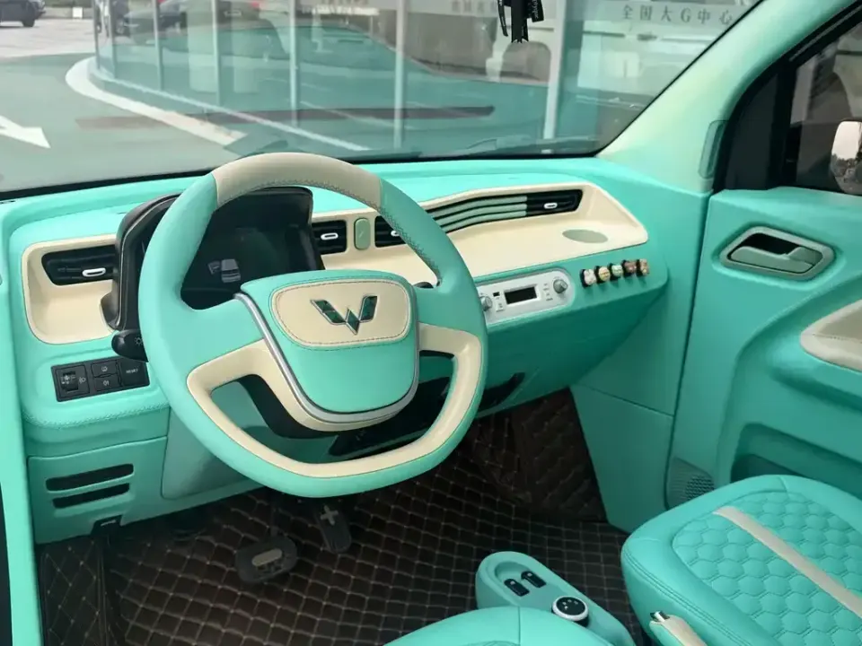 Wuling MINIEV