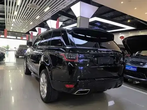 Land Rover Sport