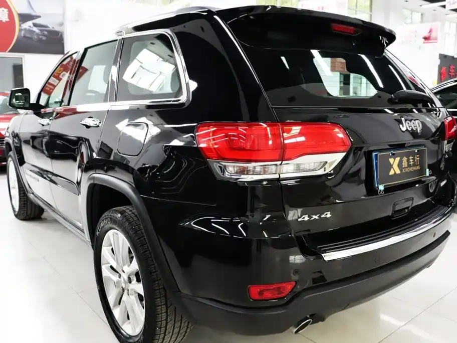Jeep Grand Cherokee (Import)