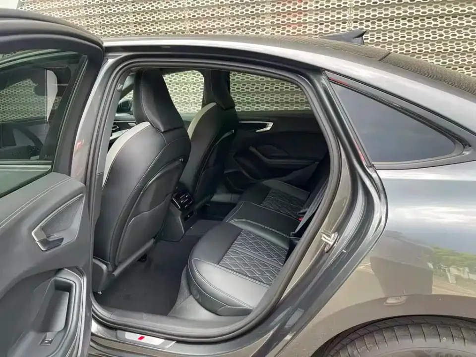 Audi A5L