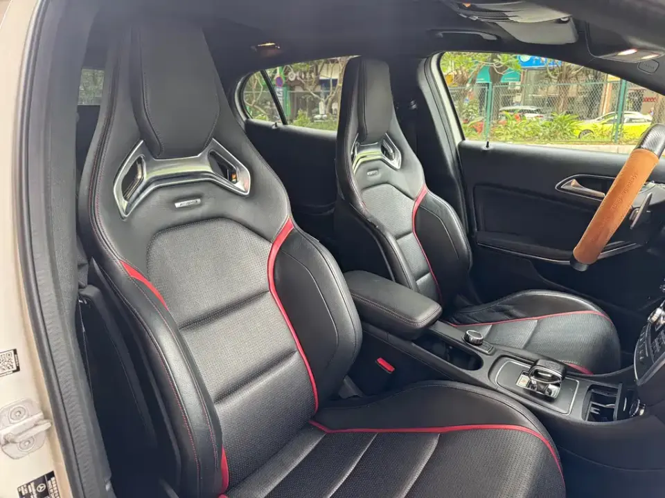 Mercedes-Benz GLA AMG