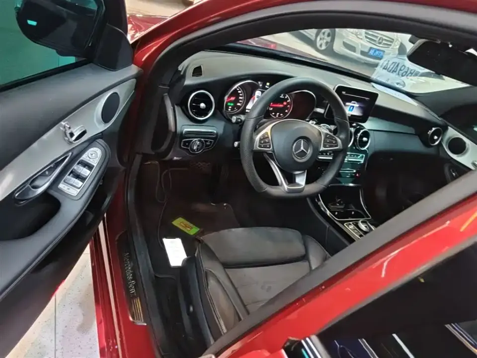 Mercedes-Benz C-Class