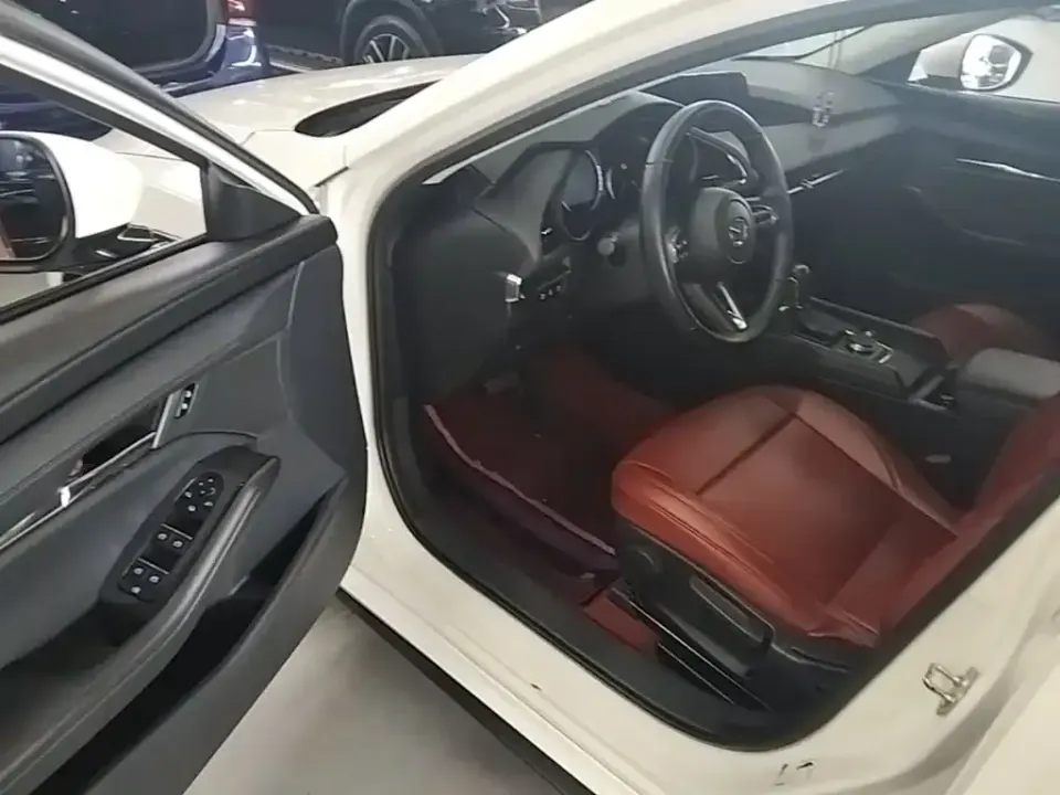 Mazda 3 Axela