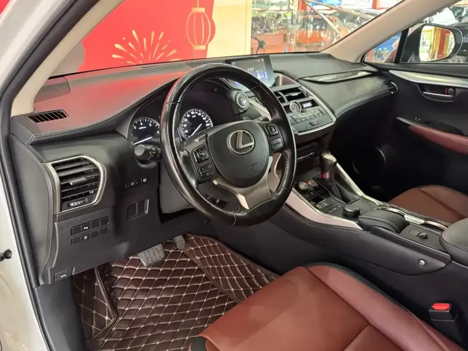 Lexus NX