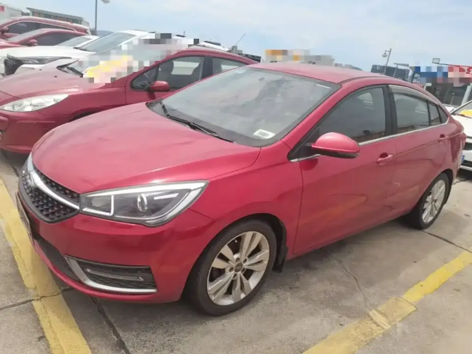Chery Arrizo 5