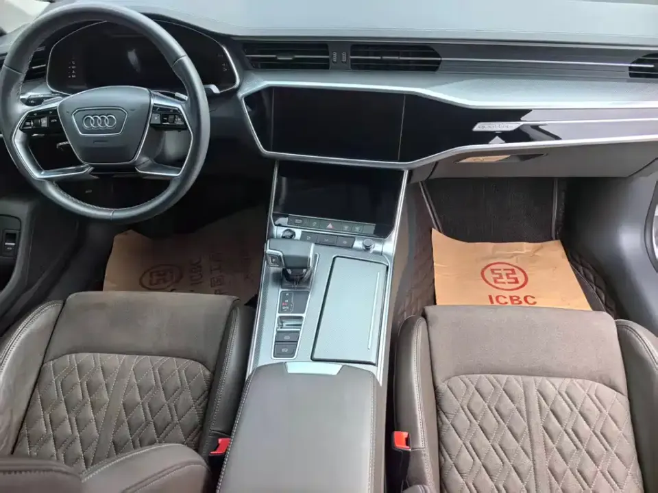 Audi A7L