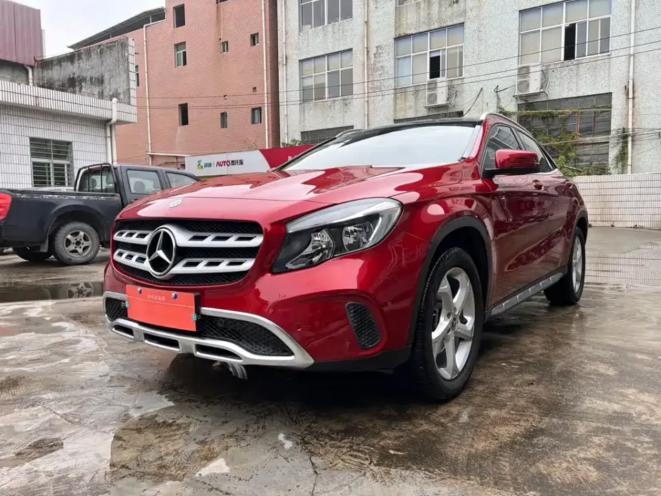 Mercedes-Benz GLA