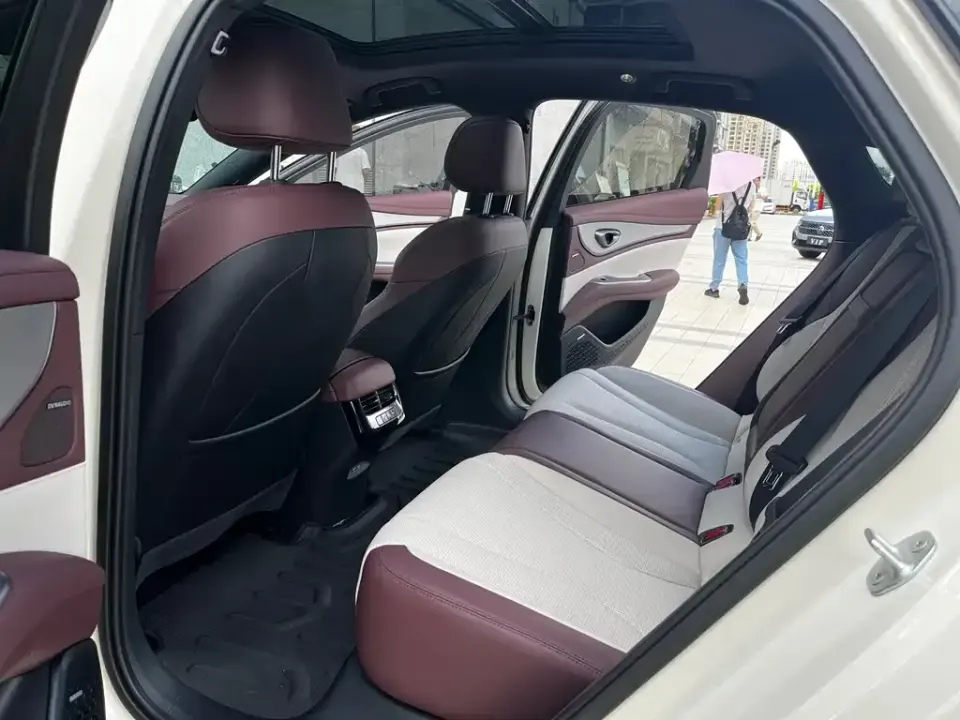 BYD Seal 07 DM-i
