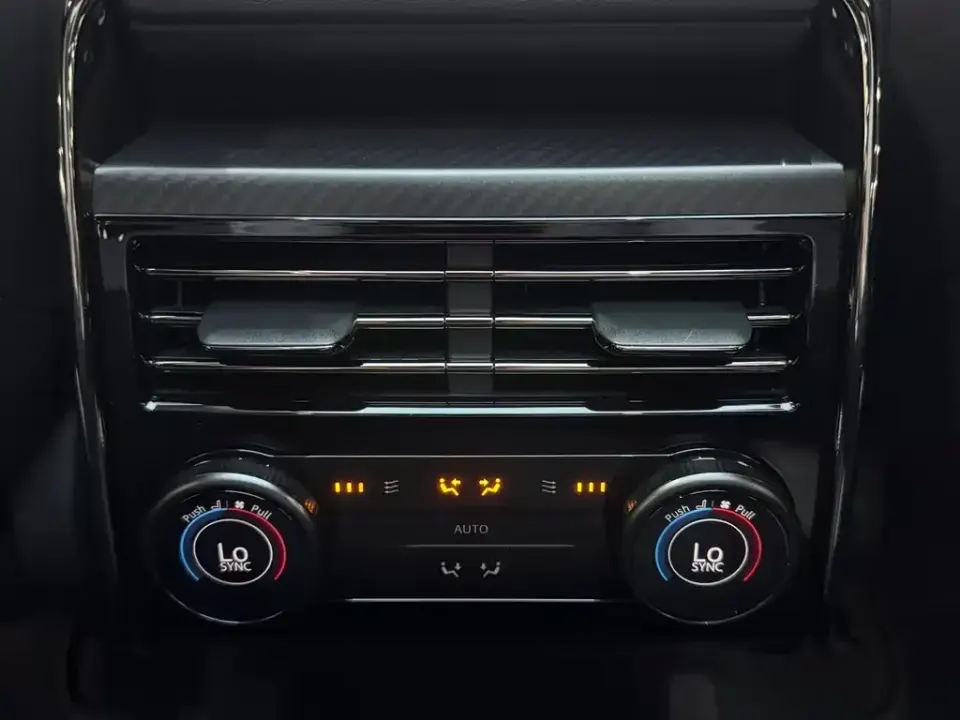 Land Rover Sport