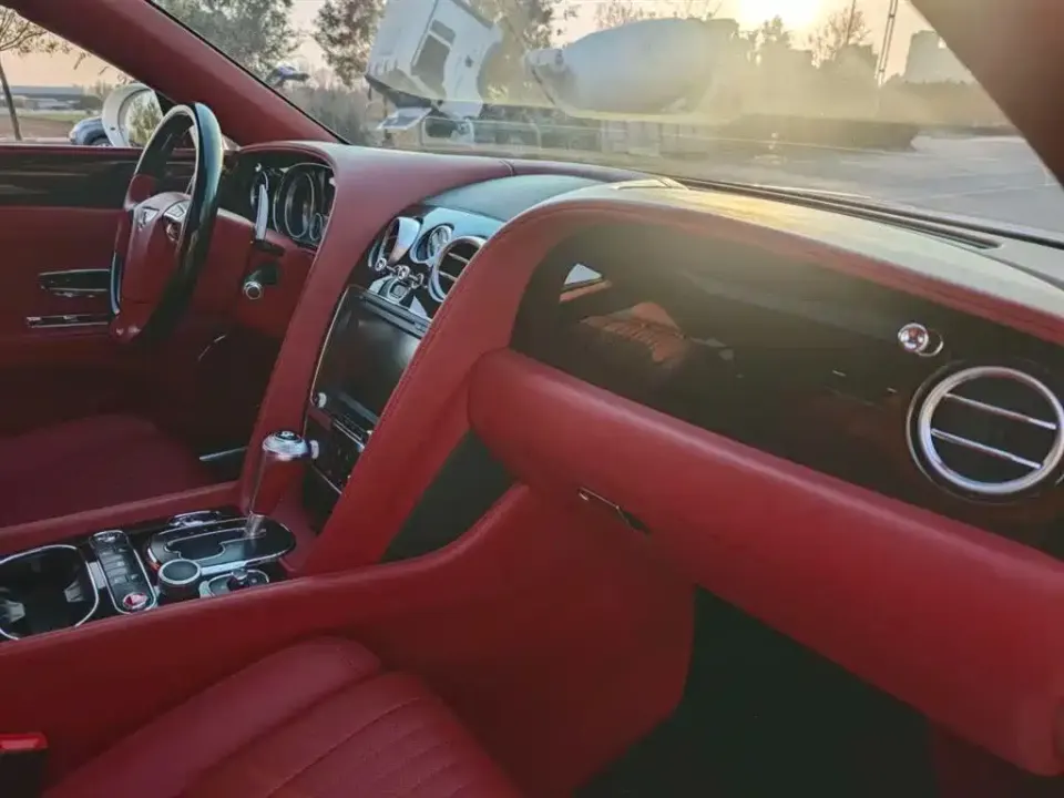 Bentley Flying Spur
