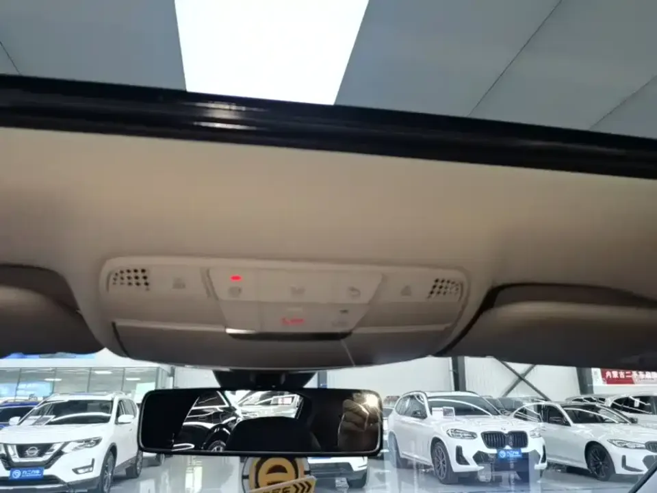 Mercedes-Benz E-Class New Energy