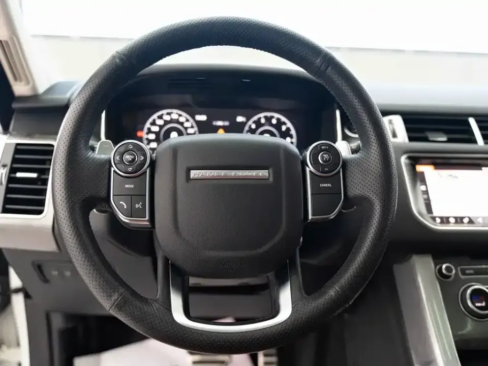 Land Rover Sport