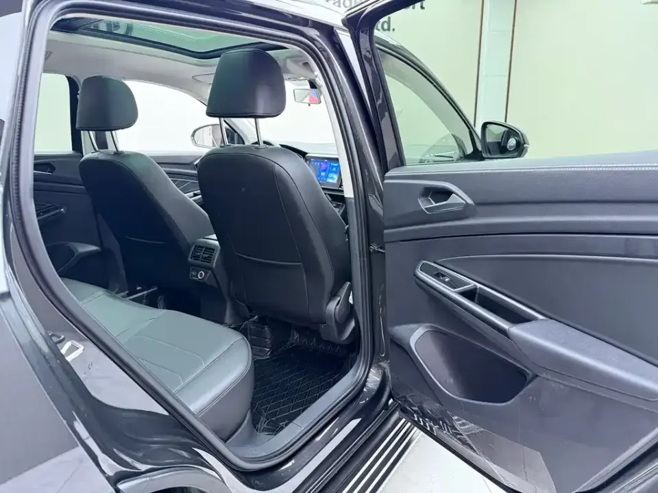 Jetta VS7