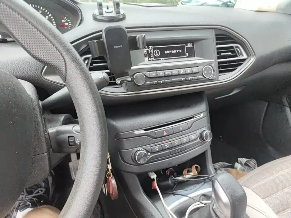 Peugeot 308S