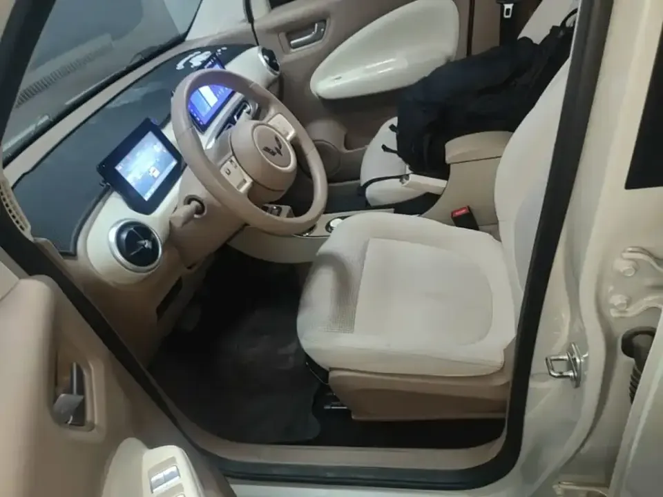 Wuling MINIEV