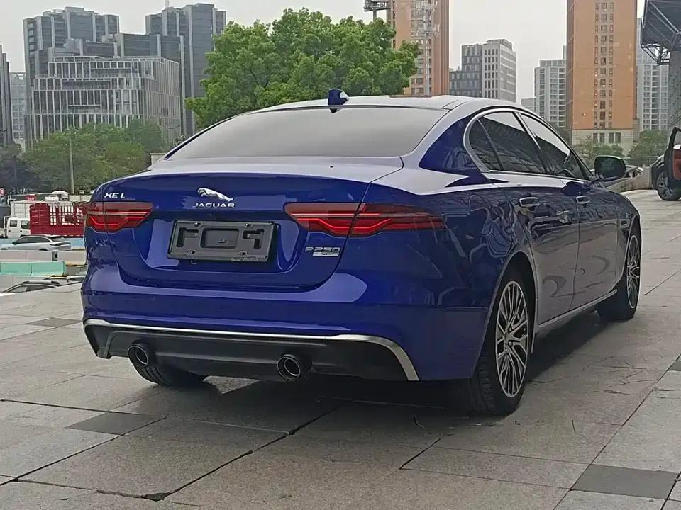 Jaguar XEL