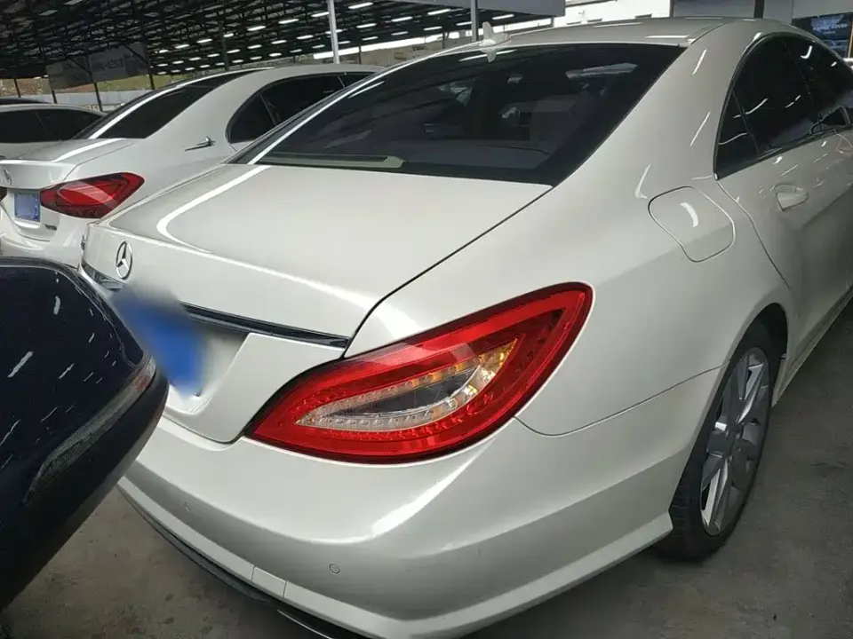 Mercedes-Benz CLS