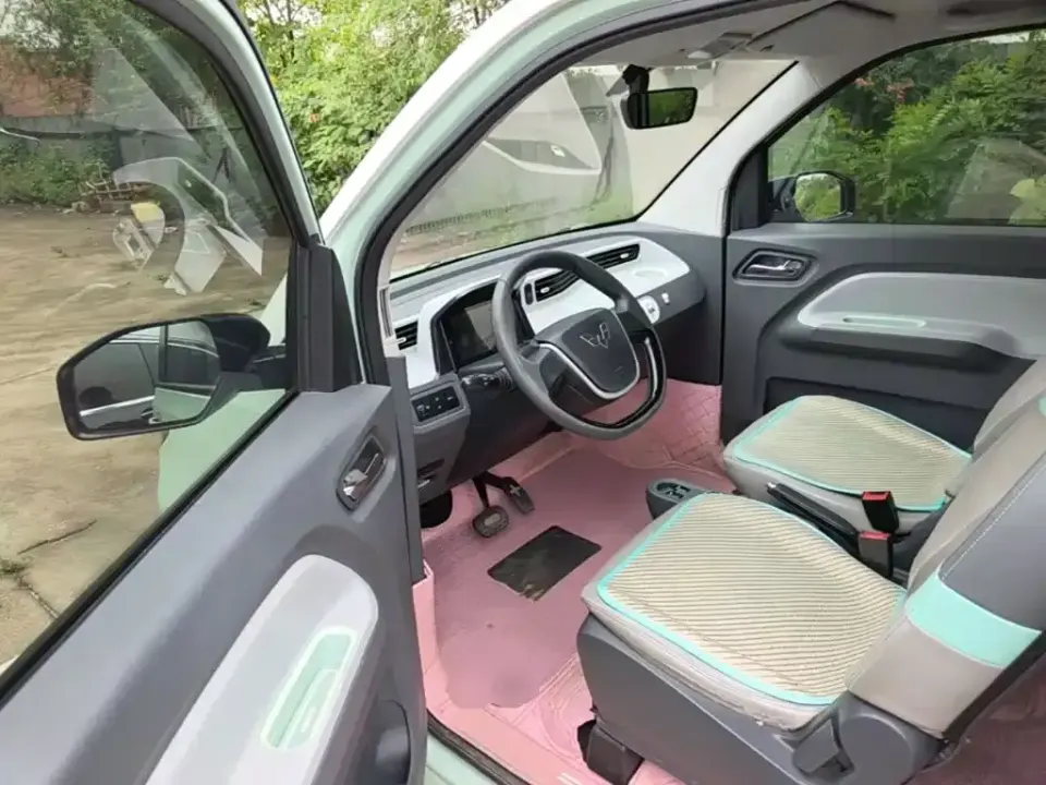 Wuling MINIEV