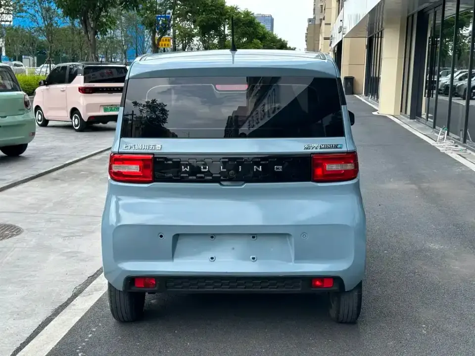 Wuling MINIEV