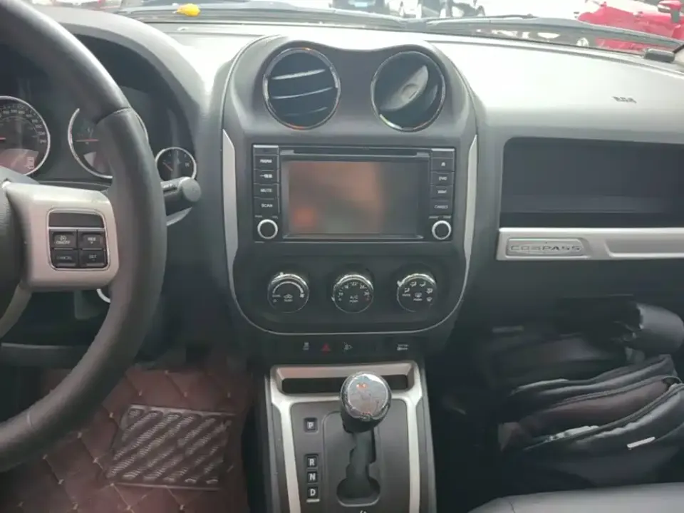 Jeep Compass (Import)