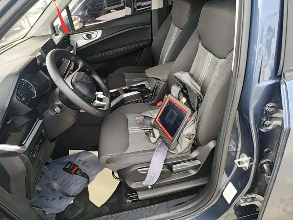 Wuling Jiachen