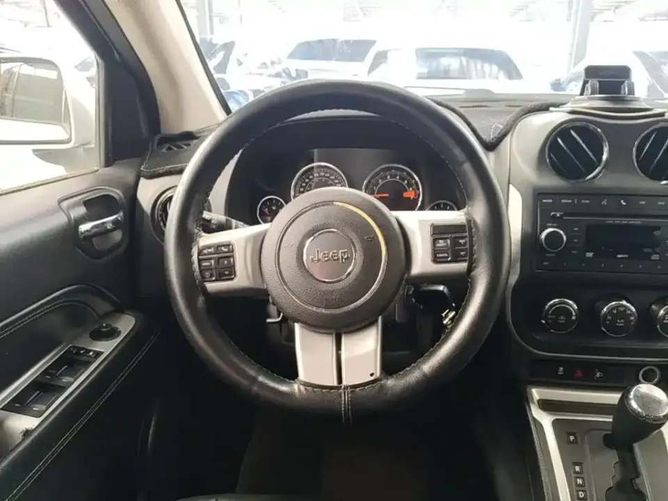 Jeep Compass (Import)