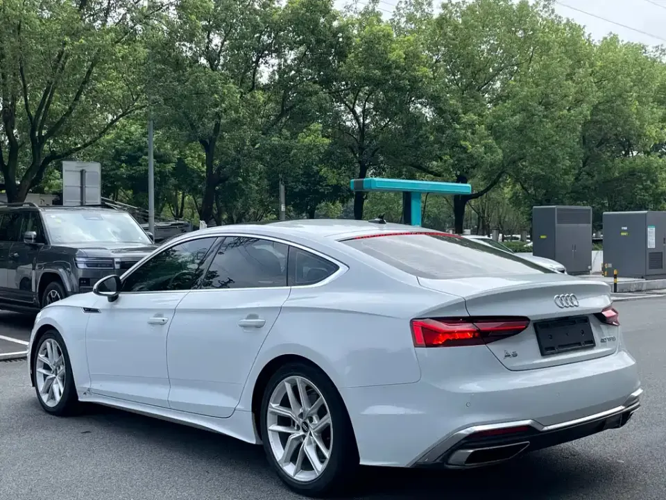 Audi A5 (Import)