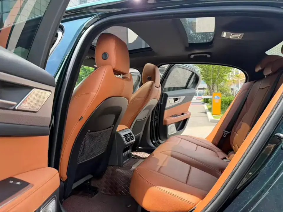 Jaguar XEL