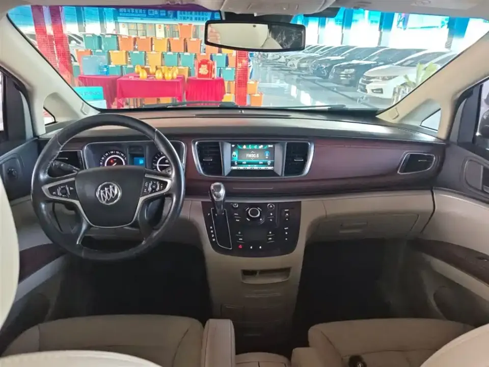 Buick GL8